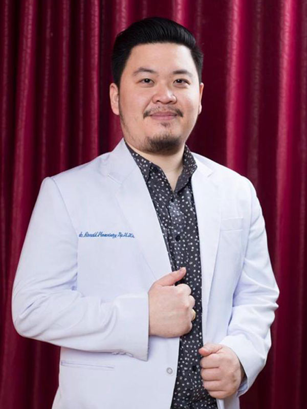 dr. Ronald Phoaniary, Sp.M, M.Kes